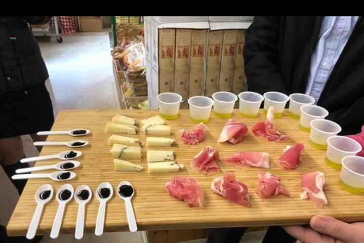 Taste and Time: Boston's North End Food and History Walking Tour photo 3