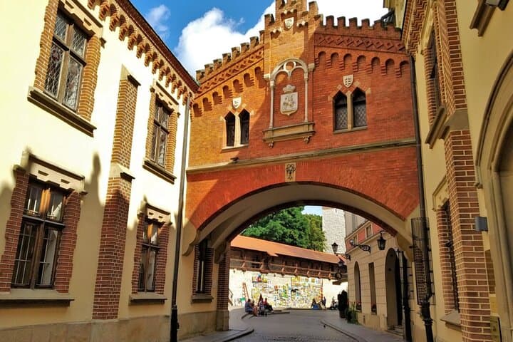 Krakow Old Town Mysteries: Interactive Exploration Game & Walking Tour