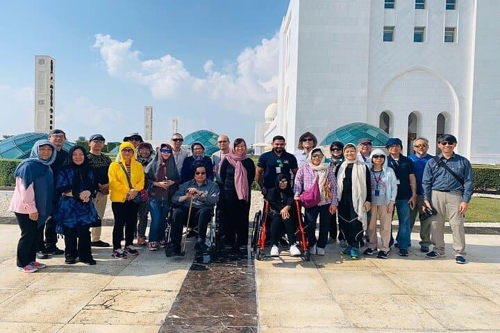 Abu Dhabi Grand Mosque & Louvre Day Tour from Dubai photo 6