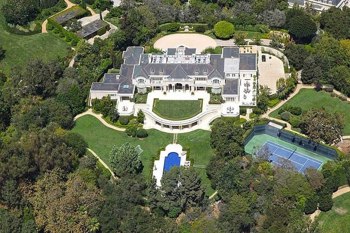 Ultimate 7-Hour Los Angeles Sightseeing Tour: Hollywood, Beverly Hills & Santa Monica photo 2