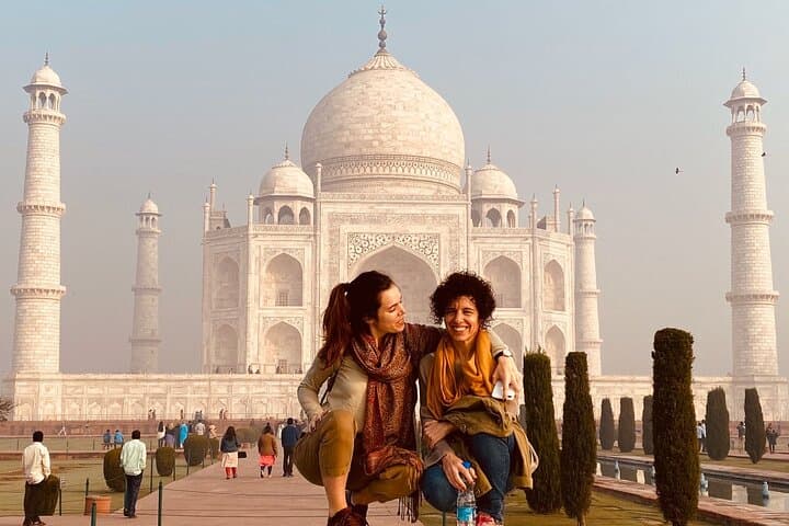 Same-Day Taj Mahal & Agra Fort Tour from Delhi by Superfast Train photo 4