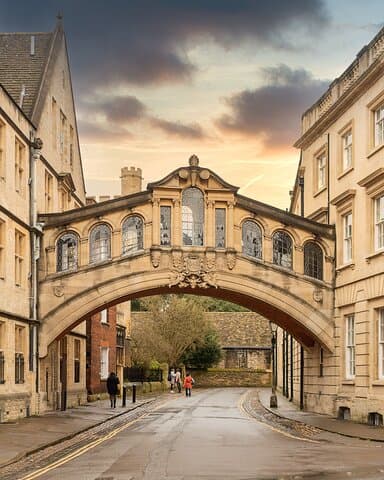 Self-Guided Bath and Oxford Day Trip from London — Audio Walking Tours & Top Sights photo 2
