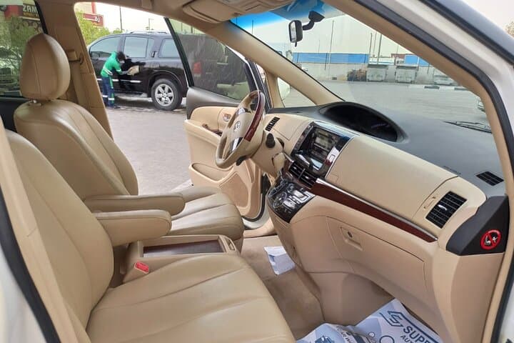 Dubai 6-Seater Minivan Rental — Private Full-Day Hyundai H1 photo 6