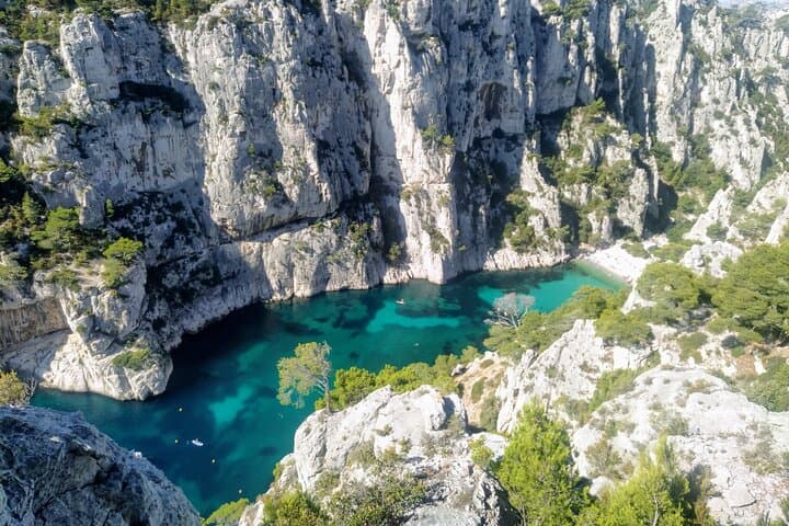 Cassis Calanques Hike: Port-Miou, Port-Pin & En-Vau Half-Day Trail