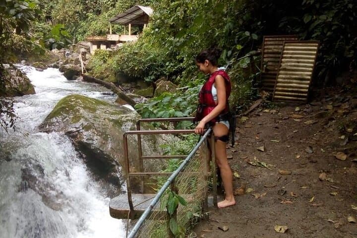 Direct Private Transfer Quito to Mindo Cloud Forest — 2-Hour Door-to-Door photo 6
