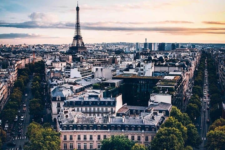 Historic Paris Walking Tours: Notre-Dame, Sainte-Chapelle & The Louvre Audio Guide photo 3