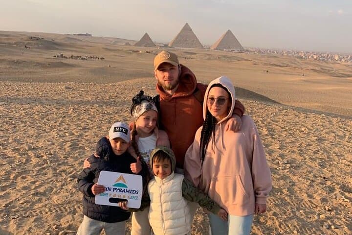 Day Trip from Luxor to Cairo: Giza Pyramids, Egyptian Museum & Old Cairo