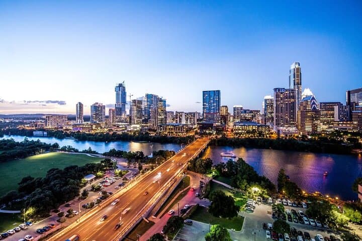 Austin Sunset Cruise & Night Driving Tour with Congress Avenue Bridge Bat Viewing photo 2
