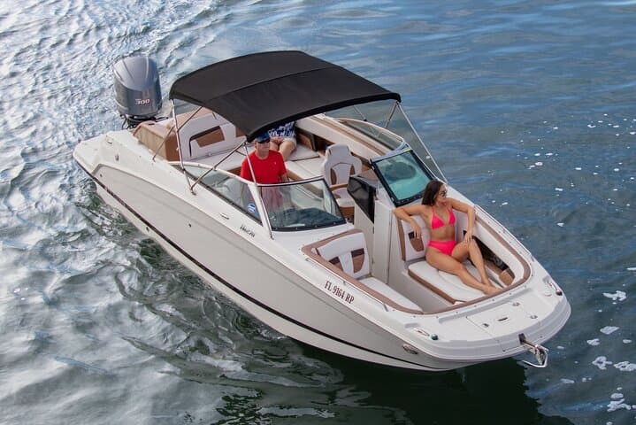 Half-Day Private Boating Adventure on Clearwater Beach’s Premium Four Winns