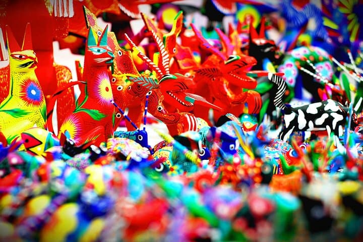 2-Day Guided Tour in Oaxaca from Huatulco — Hierve el Agua, Monte Albán & Local Crafts photo 5