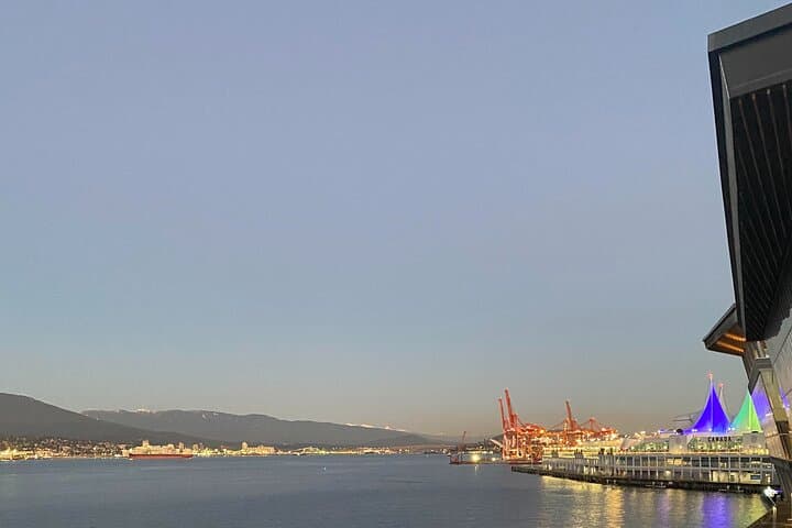 Run Vancouver: Private Seawall & Stanley Park Guided Running Tour photo 2
