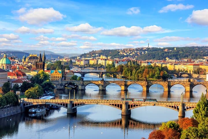 Vltava Evening Dinner Cruise in Prague: Castle Lights & Charles Bridge Views photo 2