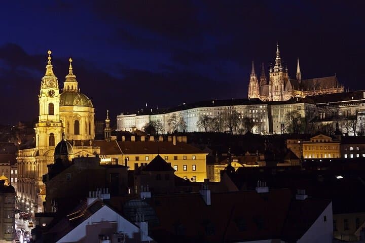 Vltava Evening Dinner Cruise in Prague: Castle Lights & Charles Bridge Views photo 3