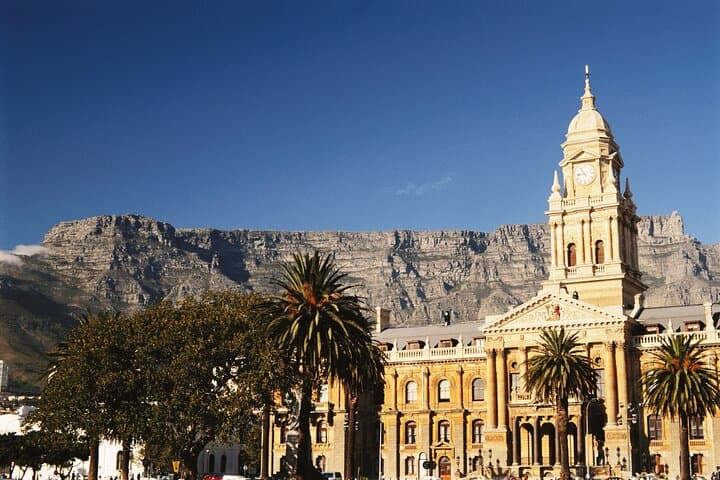 Full-Day Cultural City Tour of Cape Town: Table Mountain, Bo-Kaap & V&A Waterfront