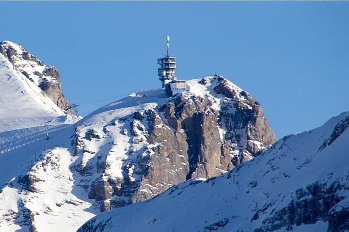 Mount Titlis Full-Day Private Glacier Tour from Zurich: Rotair, Cliff Walk & Glacier Cave photo 2