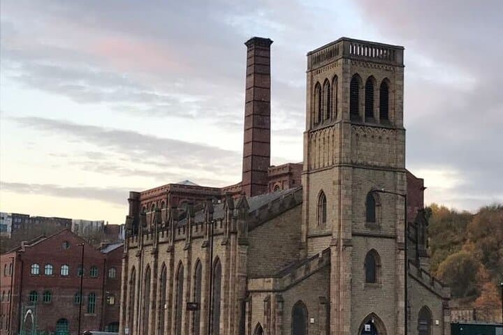 Murder on the Don: Outdoor Escape Game and City Walk in Sheffield photo 4