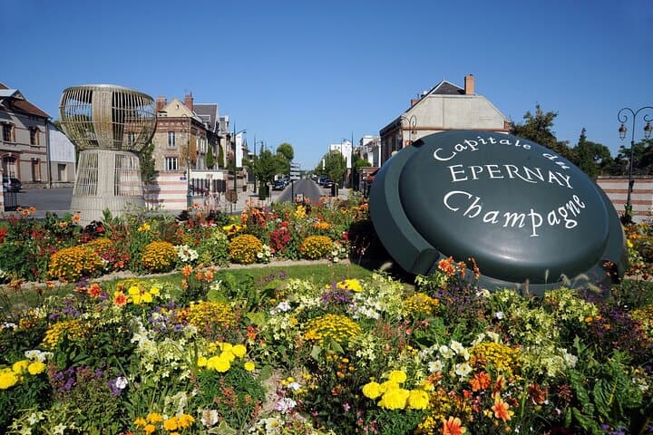 Private Transfer from Paris/CDG to Reims & Épernay — Door-to-Door Champagne Region Ride photo 4