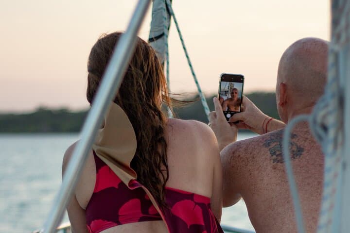 Catamaran Adventure in Bacalar Lagoon: 3-Hour Sailing & Swimming Tour photo 3