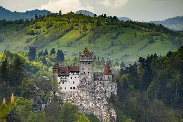 Private 4-Day Transylvania Tour from Bucharest — Brasov, Bran & Sighisoara