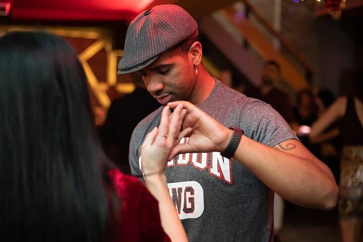 NYC Salsa Lovers Dance Experience — 90-Minute Latin Dance Class in Manhattan photo 3