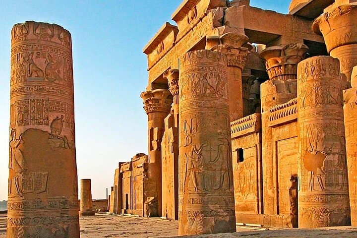 Sailing the Nile: Two-Night Aswan-to-Luxor Cruise with Sunrise Hot-Air Balloon photo 2