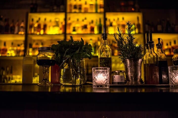 Secret Speakeasies of Paris: 11th-Arrondissement Hidden Bars Night Tour