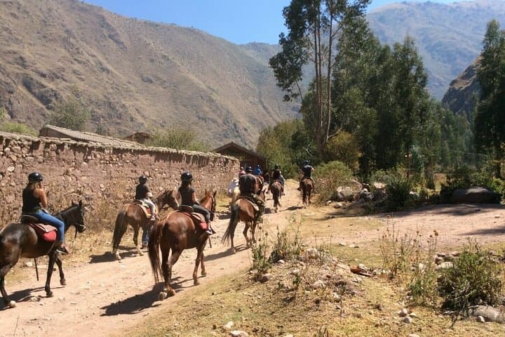 Horseback Riding to Miradores del Valle de Cusco — Half-Day Scenic Ride photo 5