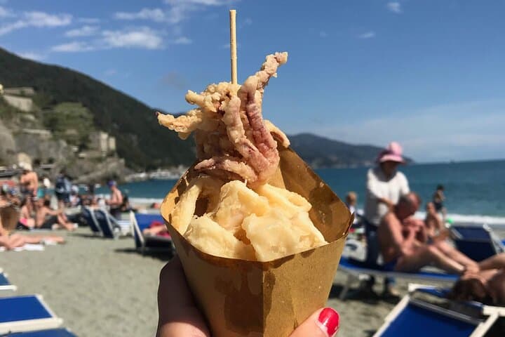 Day Trip to Cinque Terre from Florence: Beaches, Villages & Coastal Trains photo 4