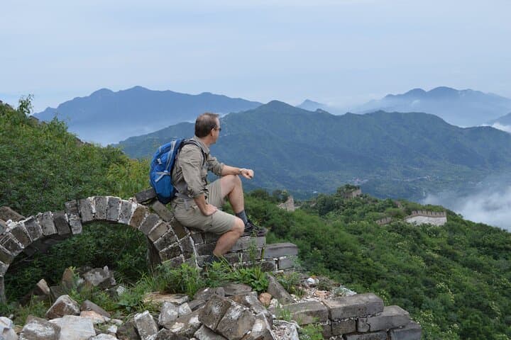 Wohushan Wild Great Wall Hike: Private Full-Day Trek with Picnic from Beijing