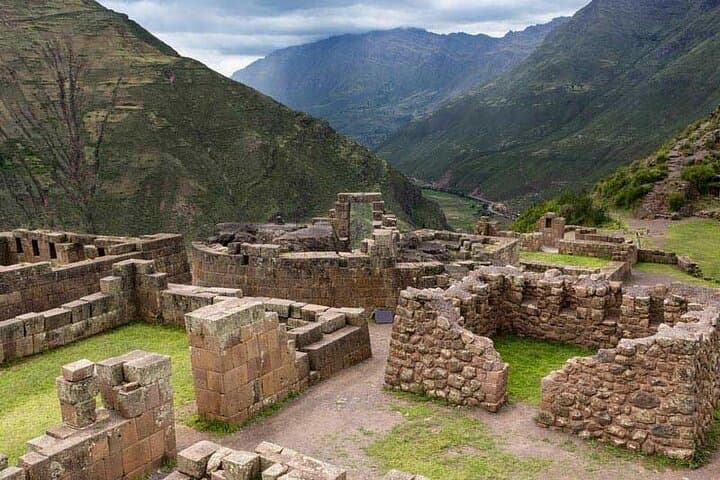 Machu Picchu and Sacred Valley: 2-Day Guided Tour from Cusco photo 4