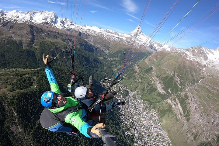 Soar Above the Matterhorn: Tandem Paragliding from Zermatt (20–25 min) photo 2