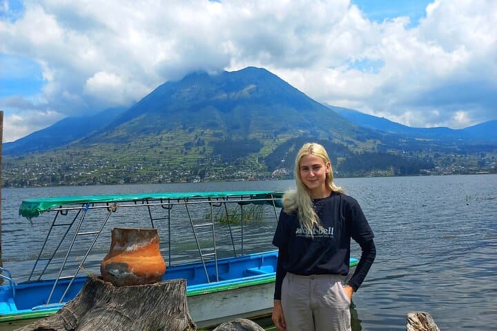 Day Trip from Quito to Otavalo: Market, Peguche Waterfall & Lake San Pablo photo 3