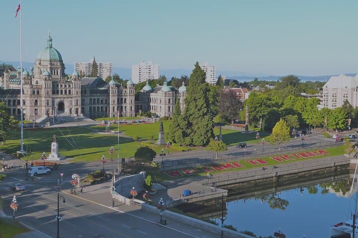 Victoria Day Trip from Vancouver — Butchart Gardens & Inner Harbour Highlights photo 3