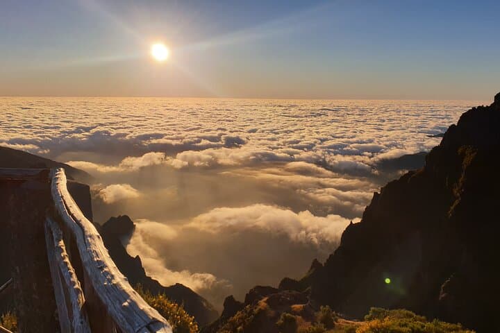 Sunrise at Pico do Areeiro: Madeira Sunrise Tour from Funchal photo 2