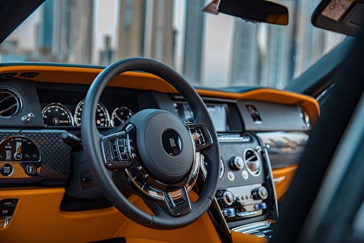 Dubai Rolls-Royce Private Transfer — Cullinan MANSORY Chauffeured Service photo 5