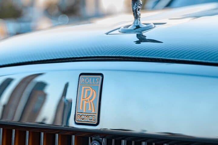 Dubai Rolls-Royce Private Transfer — Cullinan MANSORY Chauffeured Service photo 3