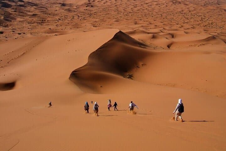 Erg Chebbi Overnight Trek: Sunset-to-Sunrise Dune Walk from Merzouga