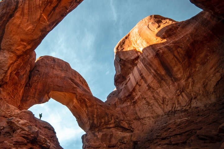 Explore Arches National Park’s Hidden Corners on a Private 4x4 Backcountry Tour photo 3