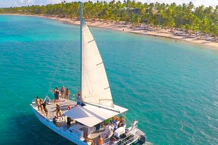 Isla Saona Full-Day Rumbadera: All-Inclusive Party Cruise from Punta Cana photo 2