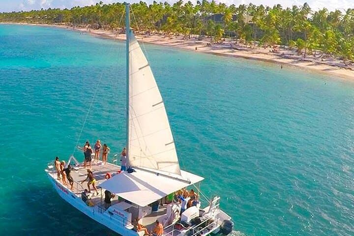 Catamaran Party to Isla Saona: Natural Pool, White-Sand Beaches & Open Bar photo 4