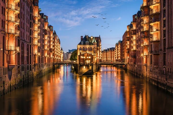 Hamburg After Dark: Private Old Town & St. Pauli Reeperbahn Night Walk photo 6