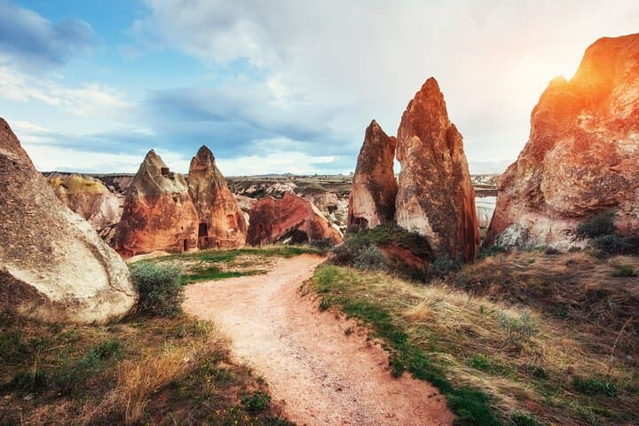 Nostalgic Best of Cappadocia Tour: 1-Hour Vintage Van Sightseeing in Ürgüp photo 3