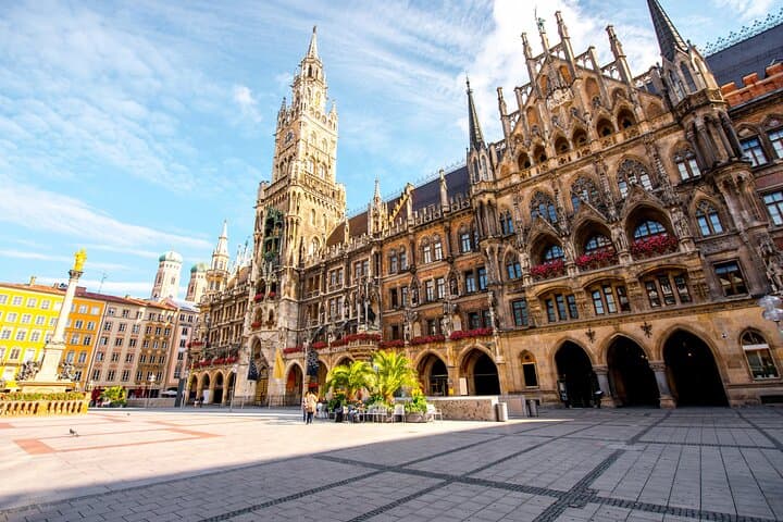 Best of Munich 1-Day Private Tour: Old Town, Residenz & English Garden photo 4