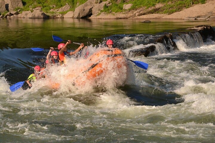 Private Rafting in Melgaço: River Rapids and Alvarinho Toast photo 2