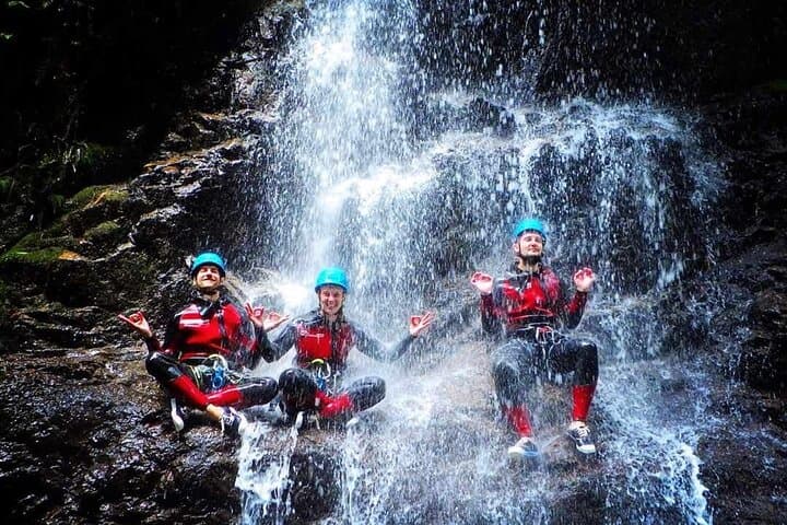 Cashaurco Canyoning: Technical Waterfall Rappels, Jumps & Natural Pools Near Puyo photo 5