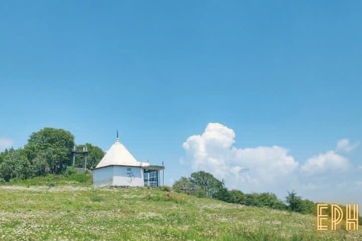 Benog Tibba Day Hike — Forest Trails and Himalayan Views from Mussoorie photo 3