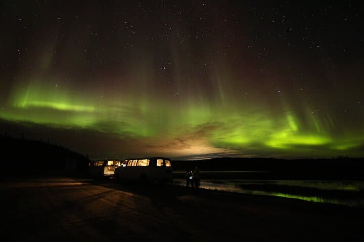 Yellowknife Aurora Hunting Tours: Practical Guide to Chasing the Northern Lights photo 5