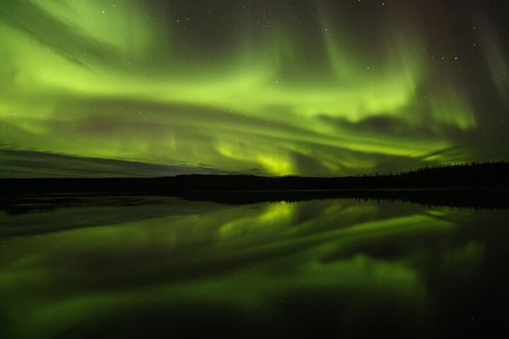 Yellowknife Aurora Hunting Tours: Practical Guide to Chasing the Northern Lights photo 6