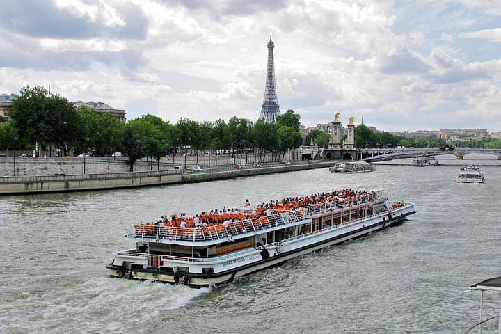 Finest of Paris in 4 Days: Private Transfers, Seine Cruise & Versailles photo 4