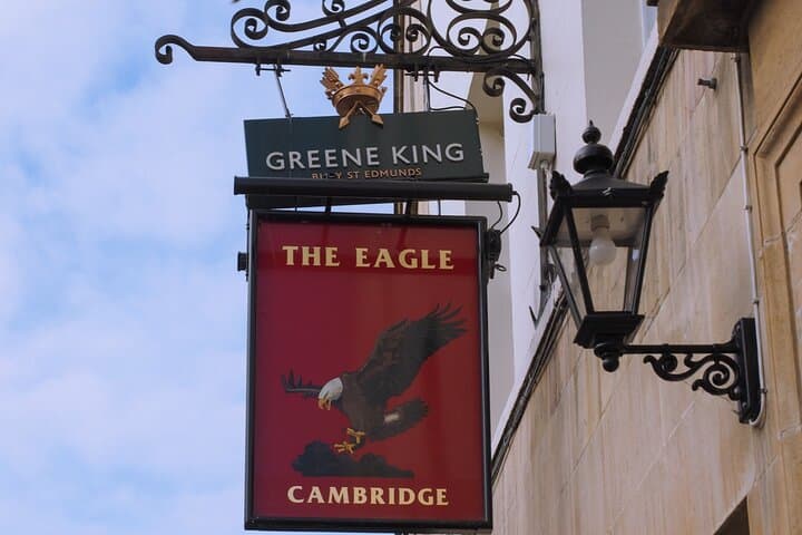 Cambridge Famous Alumni Quest: Interactive Walking Game Through University Highlights photo 6